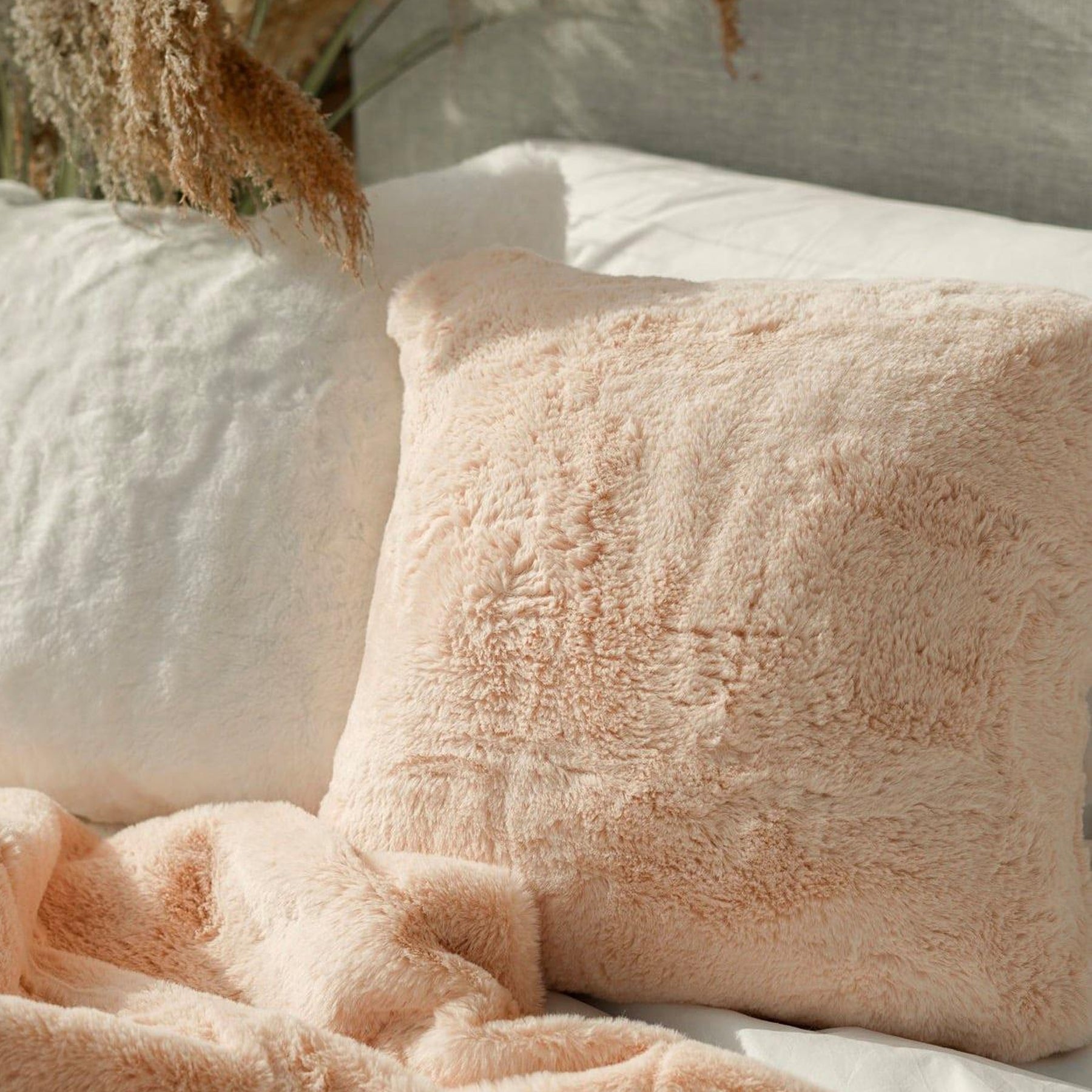 Coussin de dossier de canapé en peluche flamant rose en fourrure de lapin  oreiller de couchage doux cadeaux d'anniversaire et de Noël 130 cm 160cm  WHITE 130cm