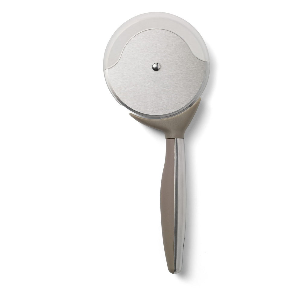 Roulette à pizza avec couvercle