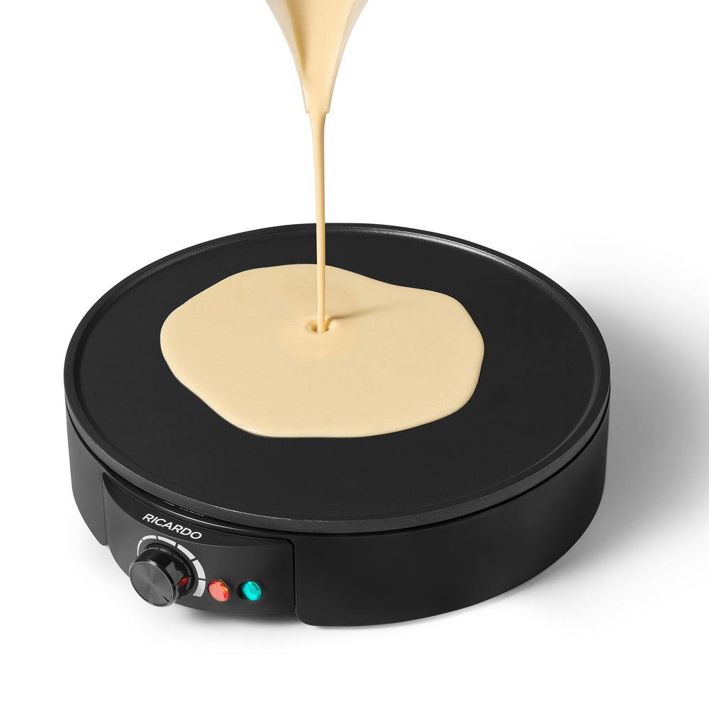 Electric crepe maker