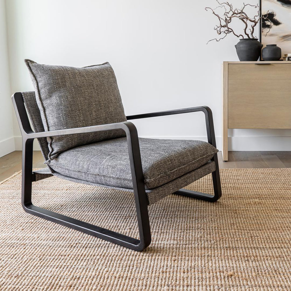 Pepper color chair - Finn