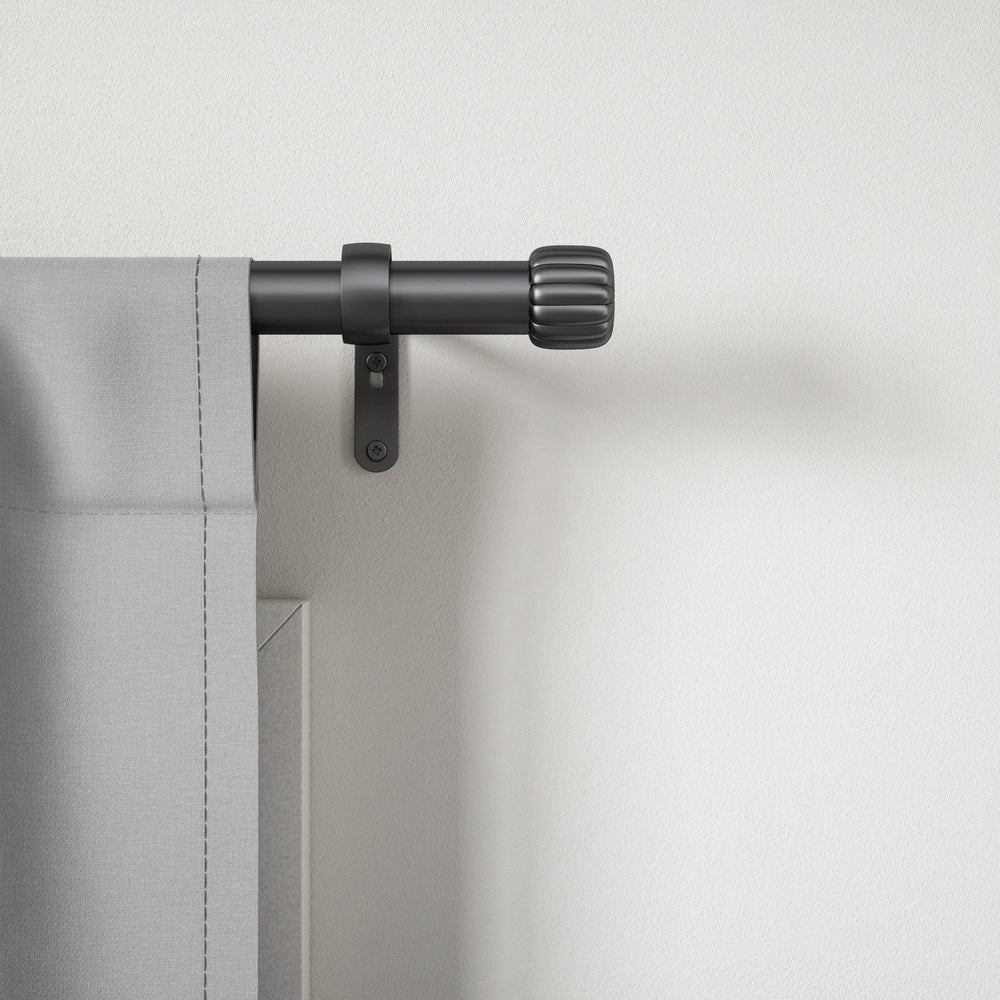 Black curtain rod - Cleo