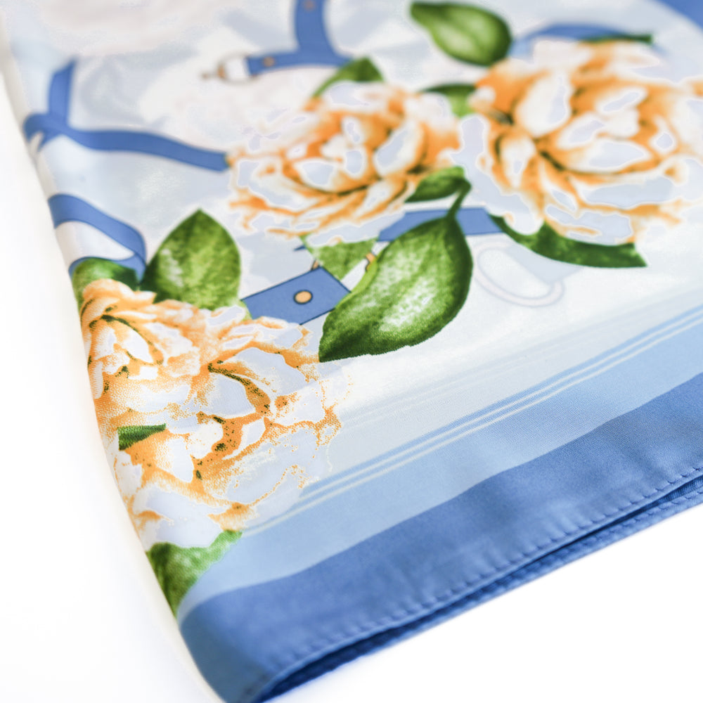 Foulard carré en satin – Bleu