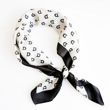 Foulard carré en satin - Noir & blanc