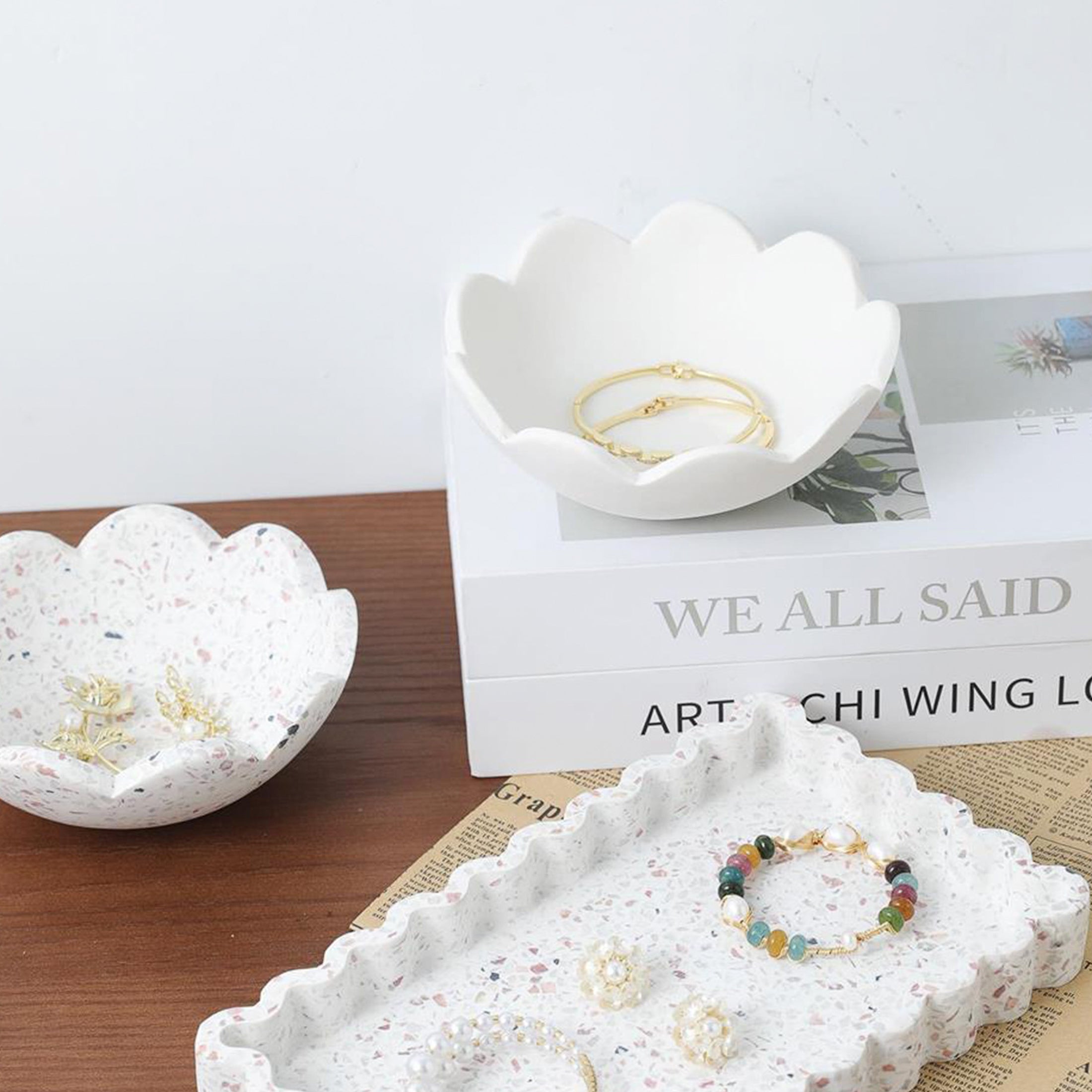 Decorative flower bowl - White |Decorative accessories | Boutique Kozy