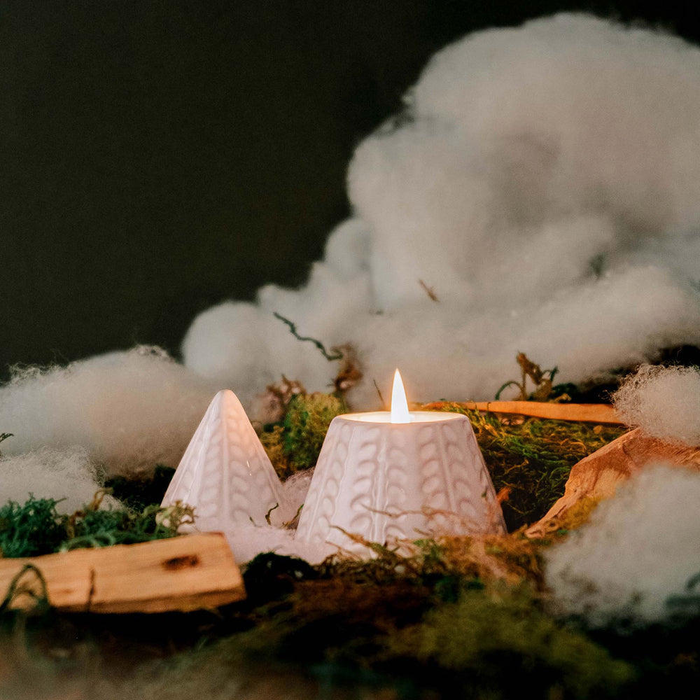 Chandelle en forme de sapin blanc