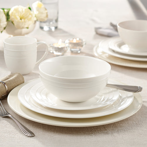 Embossed dinnerware set - Circa