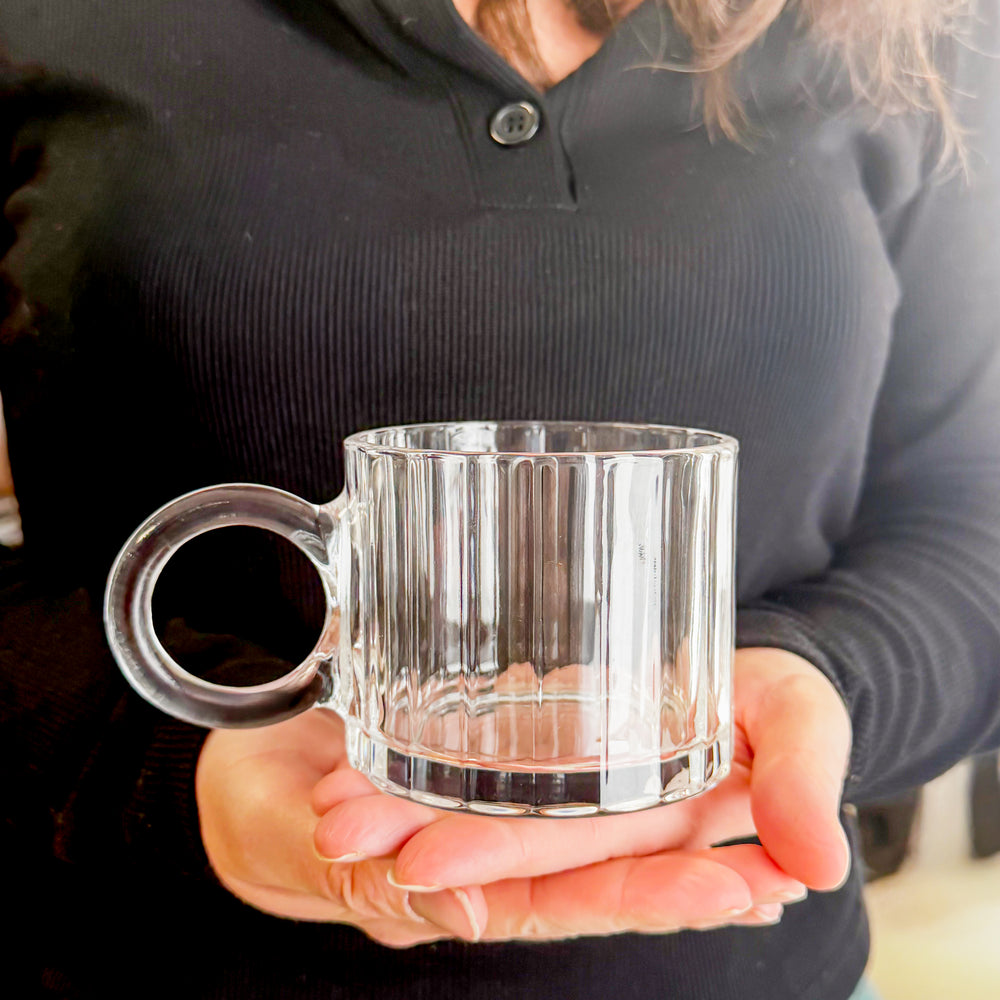 Glass cup with round handle