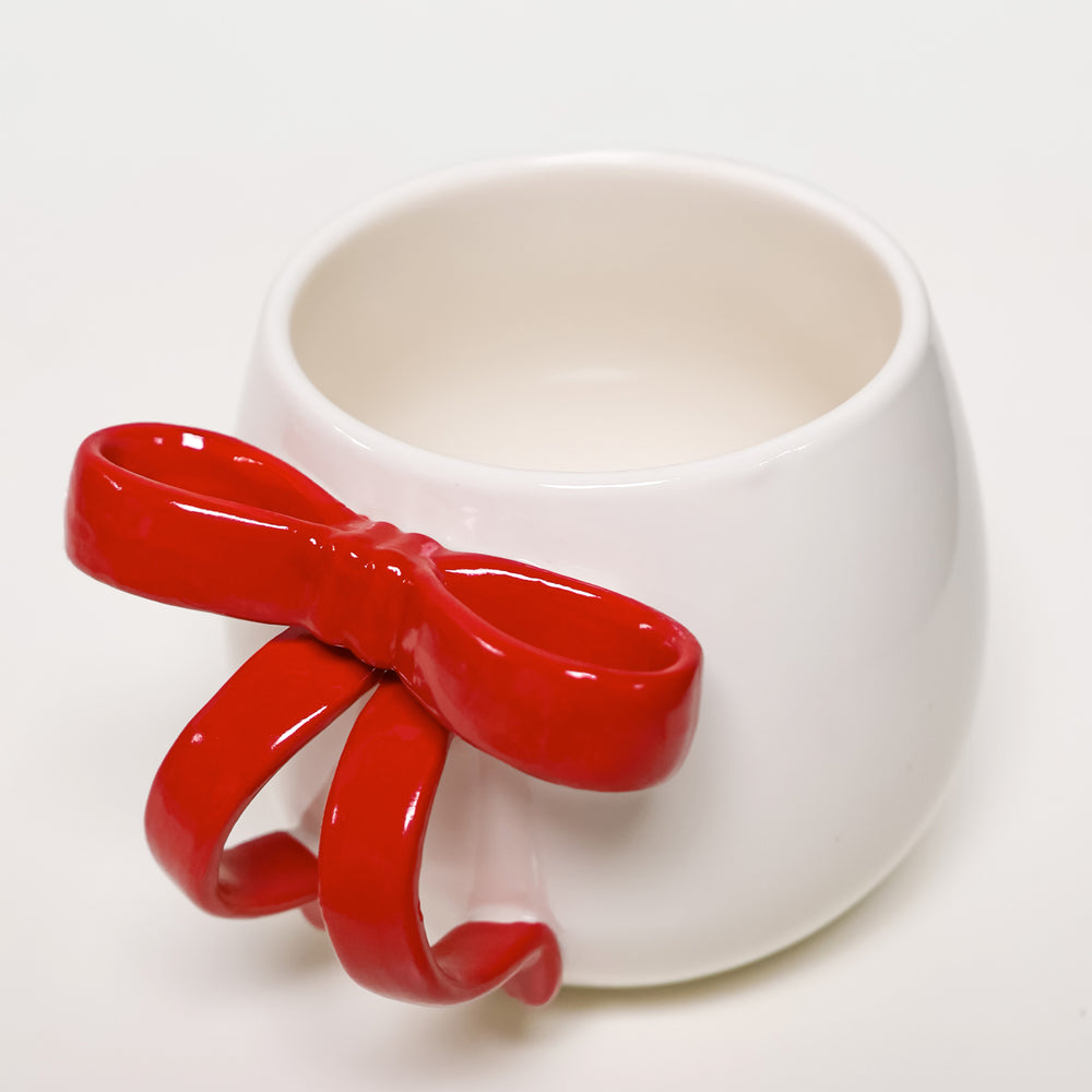 Tasse en céramique blanche - Boucle rouge