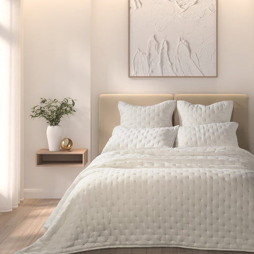 Quilted bedspread - White