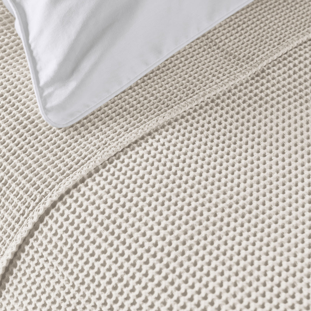 Sand waffle cotton throw - Celia