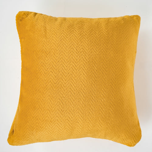 Microflannel cushion - Yellow chevrons