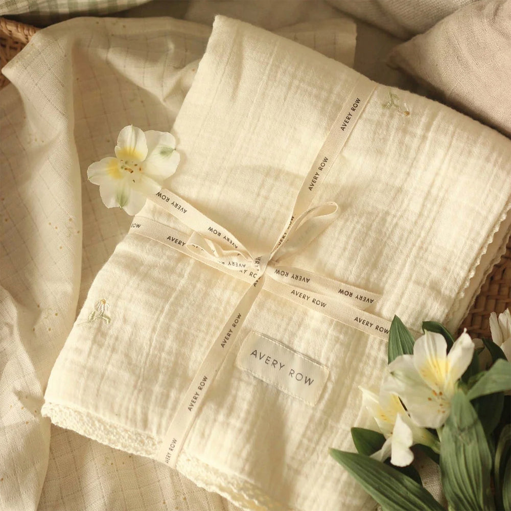 Mousseline brodée - Camomille||Embroidered muslin - Chamomile