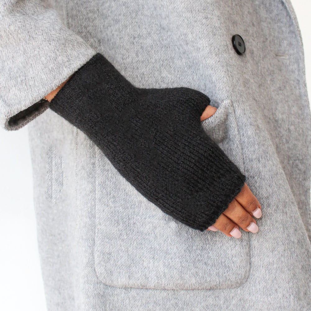 Knitted glovelette - Black