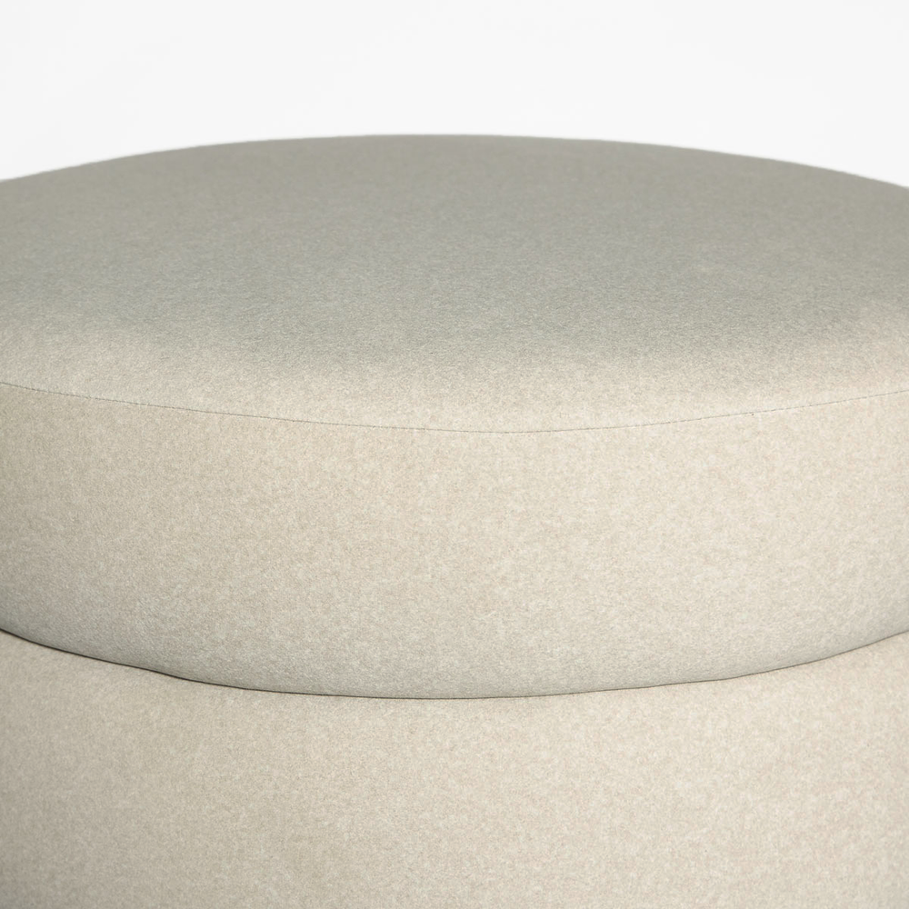 Pouf en velours sable - Fiel