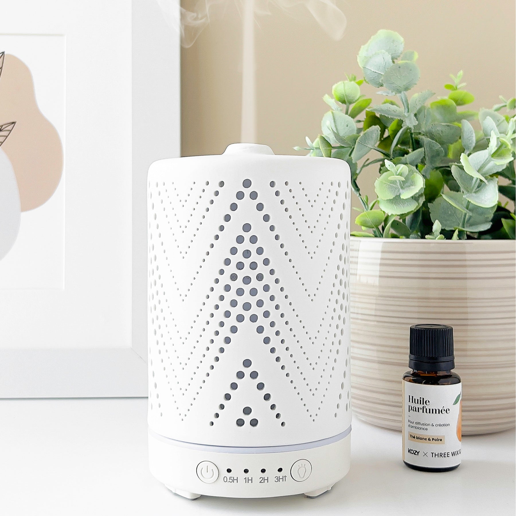 White diffuser - Lumi | Essential oils | Boutique Kozy