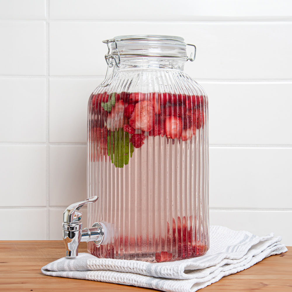 Optical glass beverage dispenser