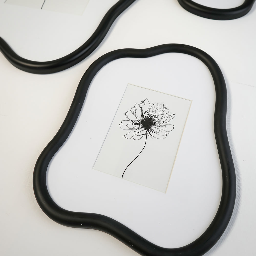 Irregular photo frame trio - Black