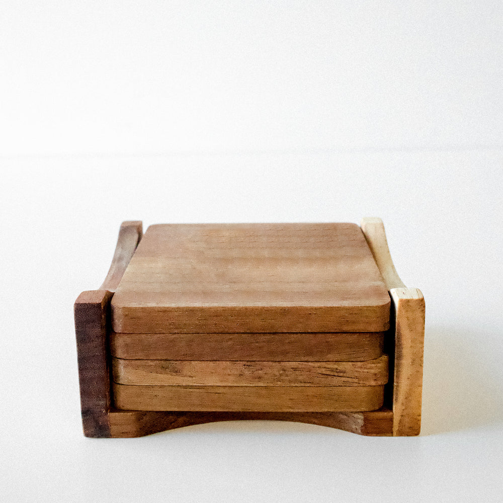 Set of 4 square coasters - Acacia wood