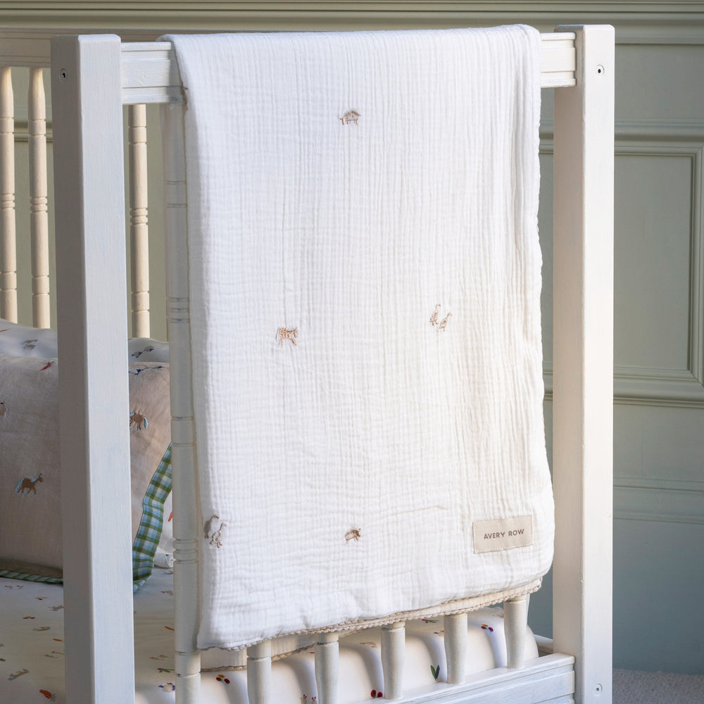Embroidered muslin - Little Farm