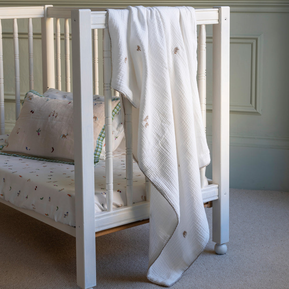 Embroidered muslin - Little Farm