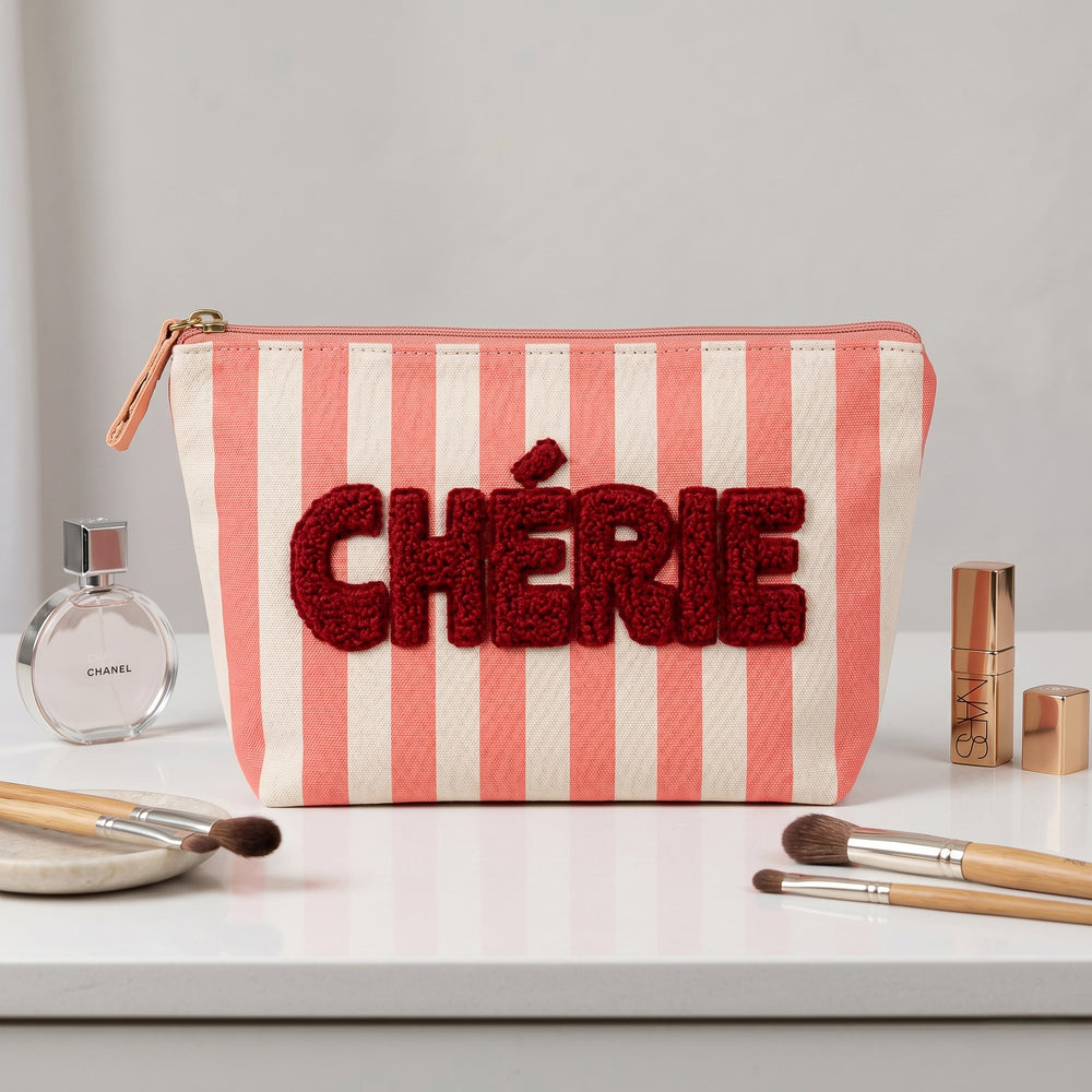 Pouch with sherpa lettering- Chérie