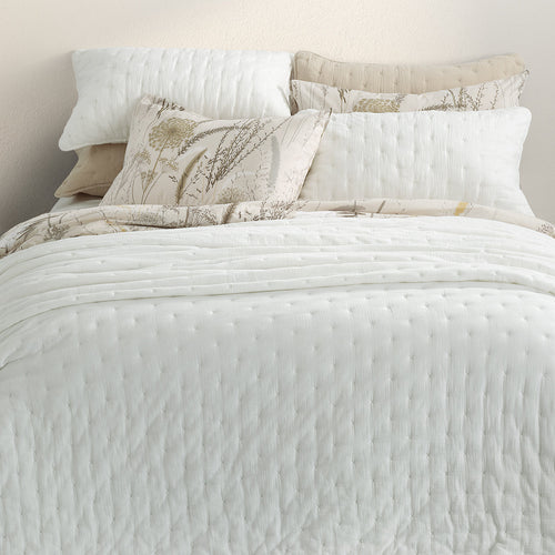 White solid quilt - Muslin
