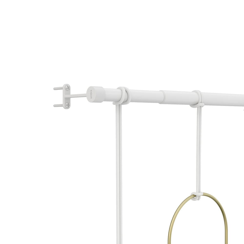 Ensemble de 5 Récipients de Jardinière Suspendus avec des Vases en Ensemble de 5 Récipients de Jardinière Suspendus avec des Vases en